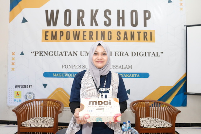 OMS Mitra USAID MADANI Terima Pendanaan untuk Mempelopori Program CSR Perusahaan Listrik Negara di Beberapa Provinsi